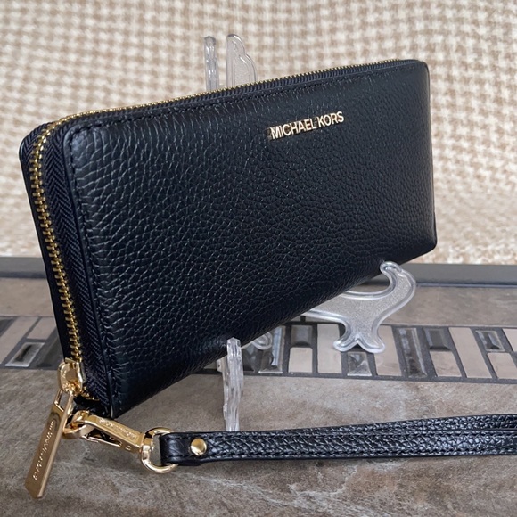 Michael Kors Jet Set Travel Large Travel CONTINENTAL Wristlet-Wallet - Picture 8 of 16